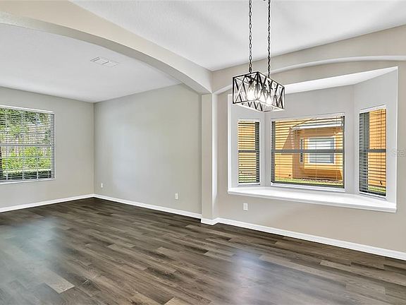 4th image of 578 Orange Cosmos Blvd