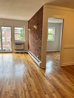 Rented by Laffey Real Estate | media 3