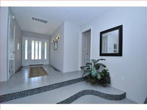 2nd image of 2363 Pollard Ct