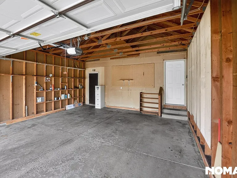 9720 Pleasant Ave S — Photo 17