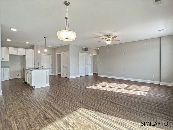3rd image of 9065 Bishop Dr #205