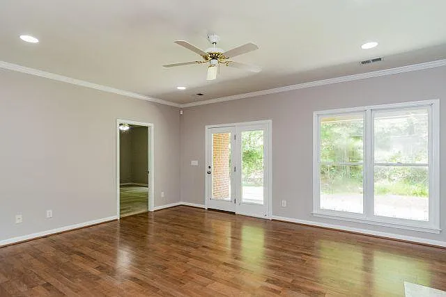 443 N Lake Rd — Photo 7