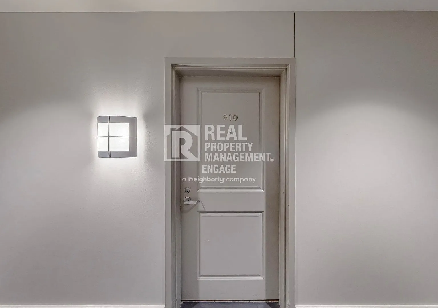 2 Bedroom Condo Available for Rent in the Heart of DFW! — Photo 4