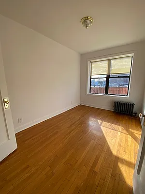 Rented by REALTY QUEST NEW YORK INC | media 5