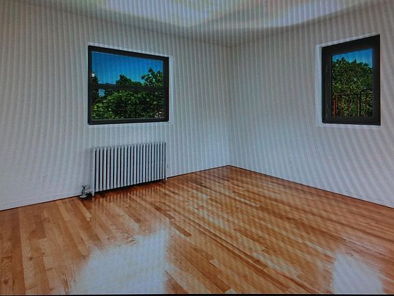 3rd image of 20512 42nd Ave #1