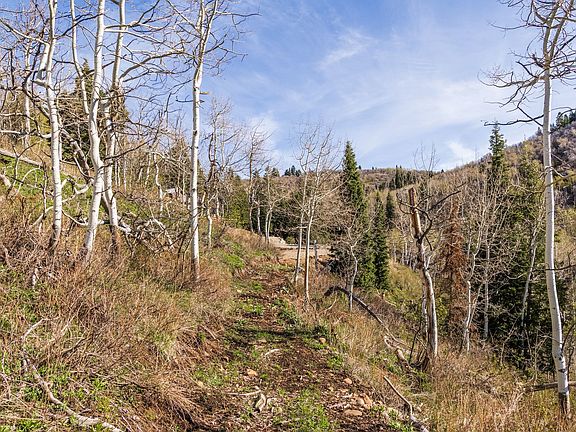 3rd image of 10135 N Kimball Canyon Rd