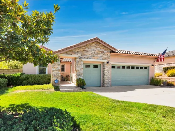29115 Parkhill Ct, Menifee, CA 92584