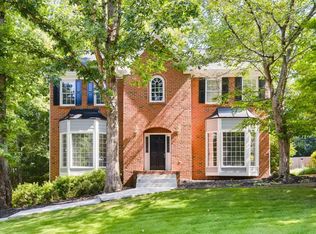 340 S Satinwood Pl, Roswell, GA 30076