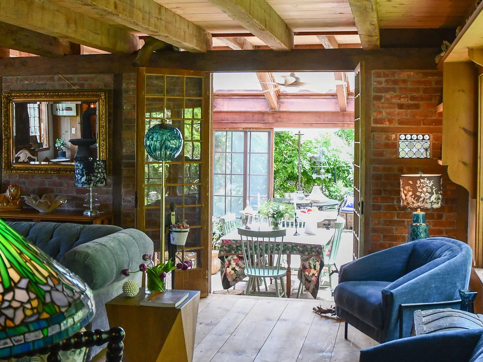 Quintessential Hamptons Cottage by the Beach — Photo 3