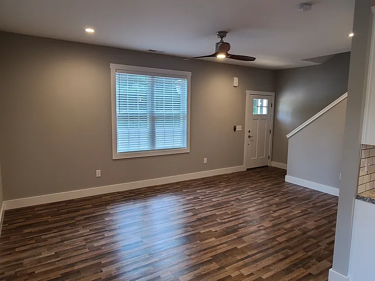 109 Stone Dr #100 — Photo 3