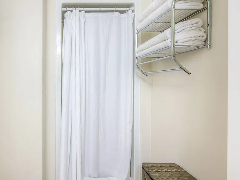 1280 Gordon St #305 — Photo 8