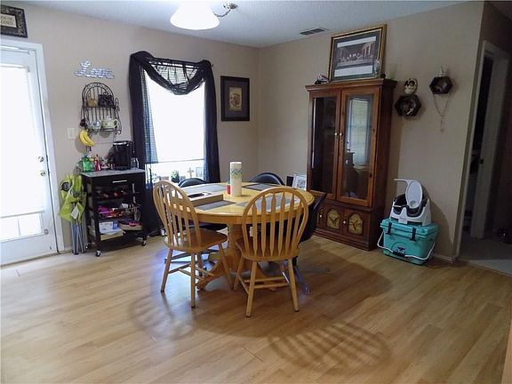 3rd image of 4446 Westridge Dr