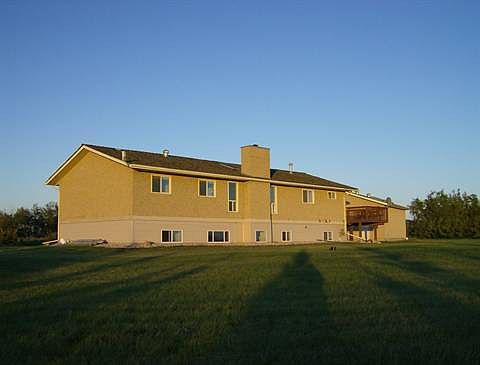 3rd image of 54502 Range Road 261
