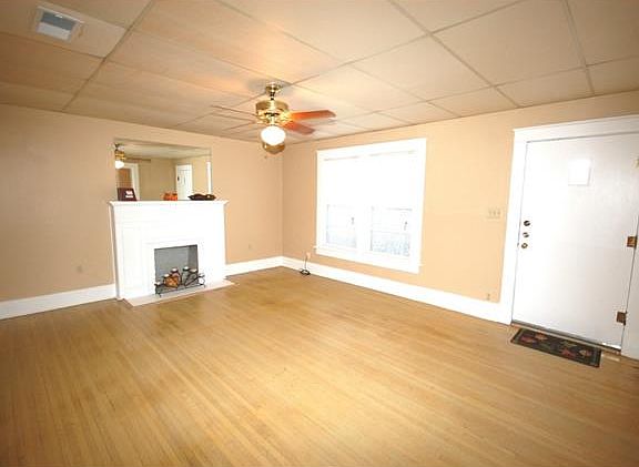 3rd image of 2981 S 7th St
