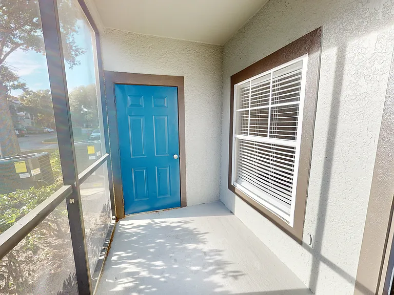 Harbortown — Photo 129