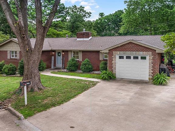 3rd image of 2536 Timber Ln