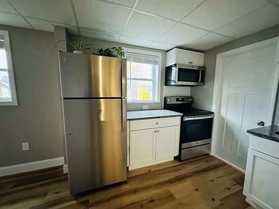 5th image of 36 Chandler St #205