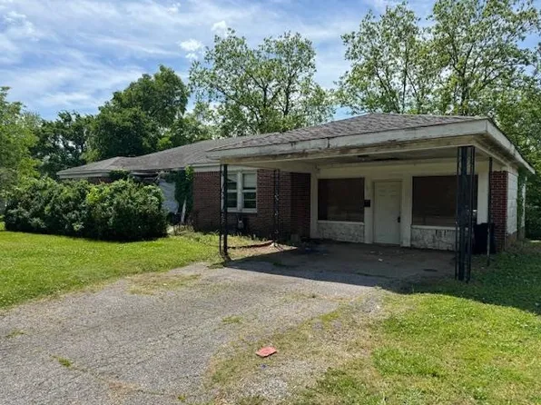 1727 E Court St, Dyersburg, TN 38024