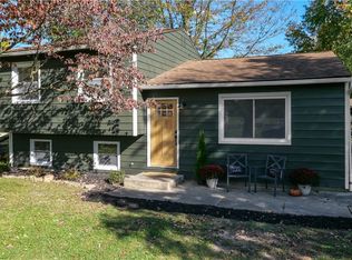 9008 Wilverne Dr, Windham, OH 44288