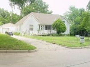 2040 N Woodland Ave, Wichita, KS 67203