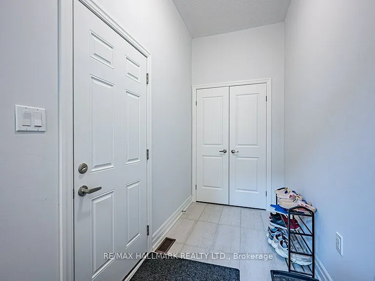 32 Nicort Rd — Photo 11
