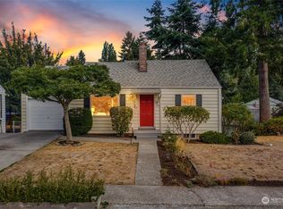 8220 22nd Pl NE, Seattle, WA