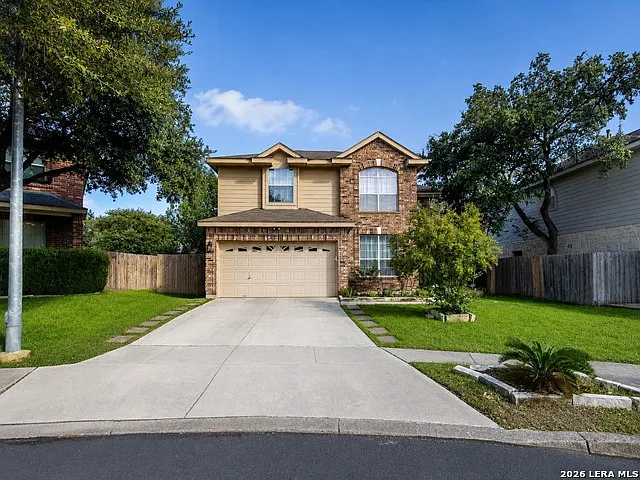3 bed, 2.5 bath, 2123 sqft, $2,200 — Photo 2