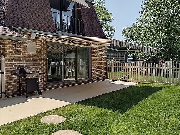 Retractable Awning