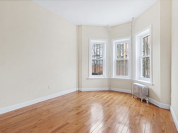 3rd image of 294 Lefferts Ave #2