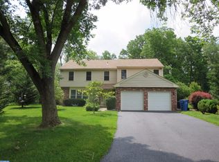 1484 Innis Ln, Yardley, PA 19067