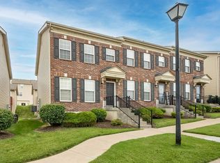 114 Willott Square Dr, Saint Peters, MO 63376