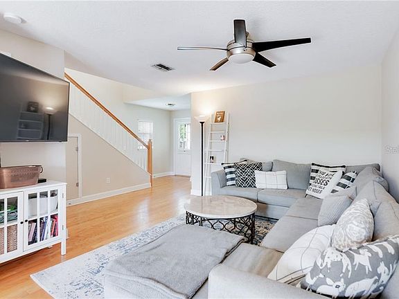 3rd image of 5674 Samter Ct