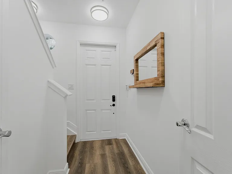 104 Jesup Ln #104 — Photo 2