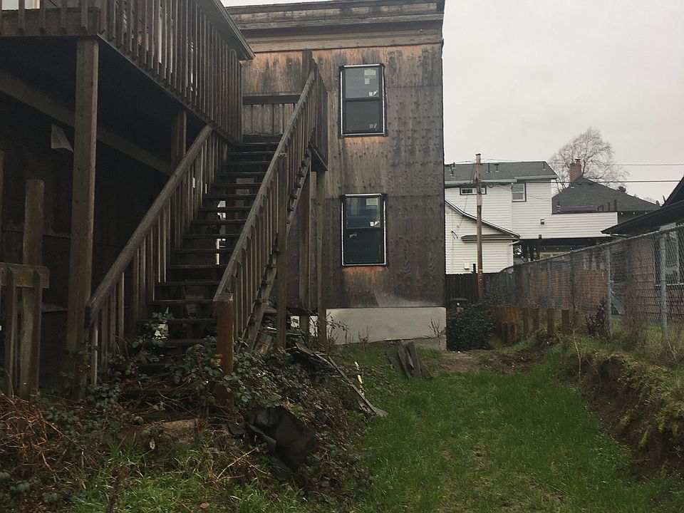 2nd image of 626 N Beech St