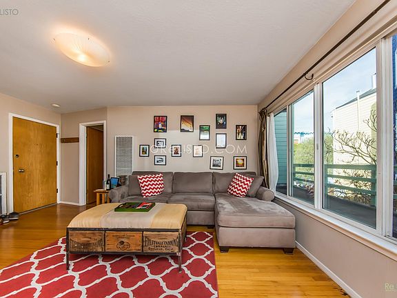 2nd image of 25 Camp St APT 2