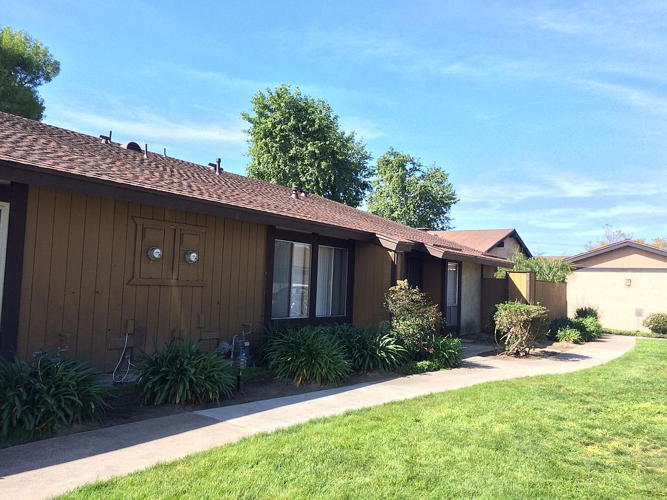 1st image of 475 Los Arbolitos Blvd #1