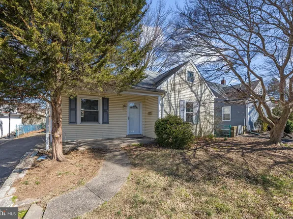 24 Edward Rd, Hatboro, PA 19040