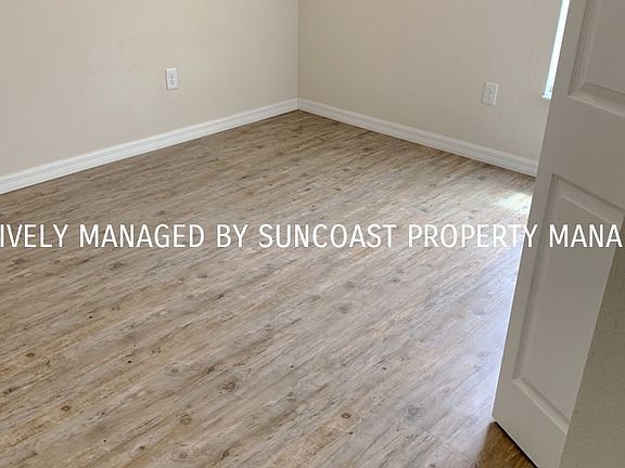 4th image of 2241 NE 78th Ln