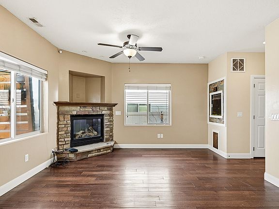 5th image of 1295 N Cedar Blvd #7