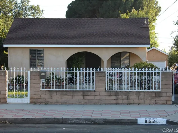 10555 Cayuga Ave, Pacoima, CA 91331
