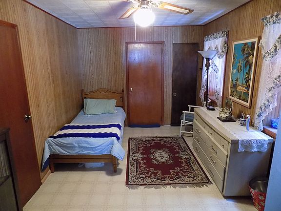 1st Floor Bedroom 