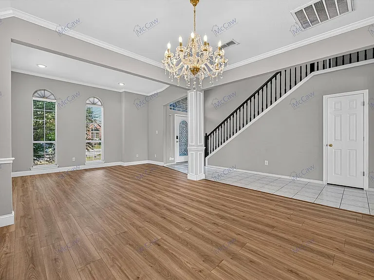 305 Brazil Dr — Photo 6