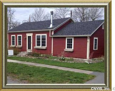 111 Monroe St, Sackets Harbor, NY, 13685