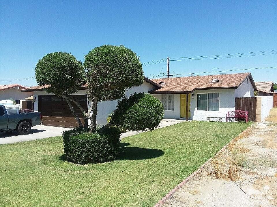 1st image of 52190 Avenida Carranza