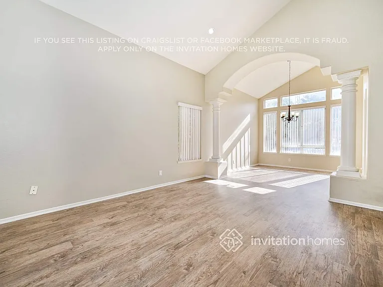 3112 Fulham Ct — Photo 4