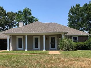 339 White Oak Dr, Brandon, MS 39047