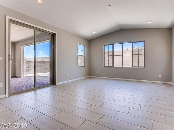 3rd image of 12848 Slipknot St