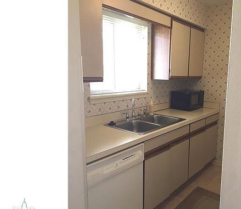 4th image of 5966 Village Dr Unit 68