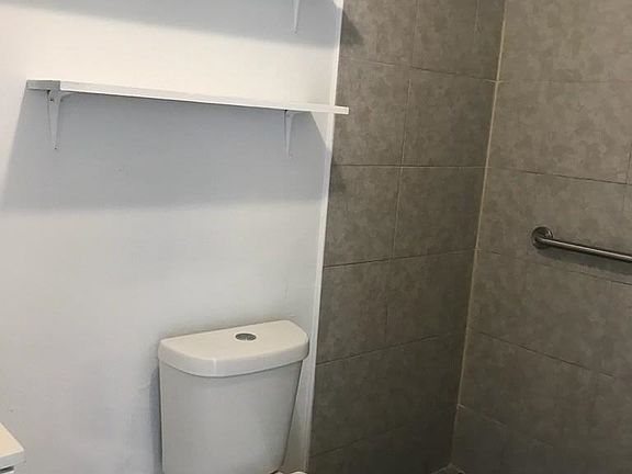 4th image of 5785 Paso Real Dr