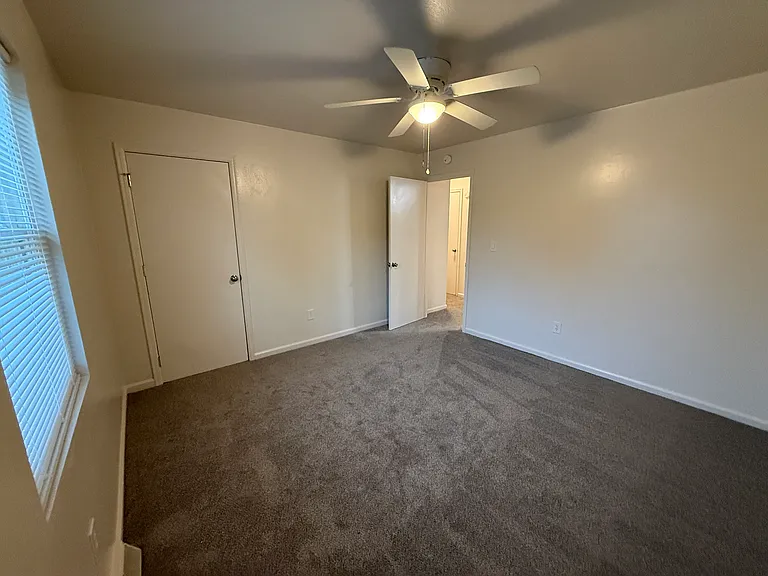 166 Laconia Ave NE #166 — Photo 8